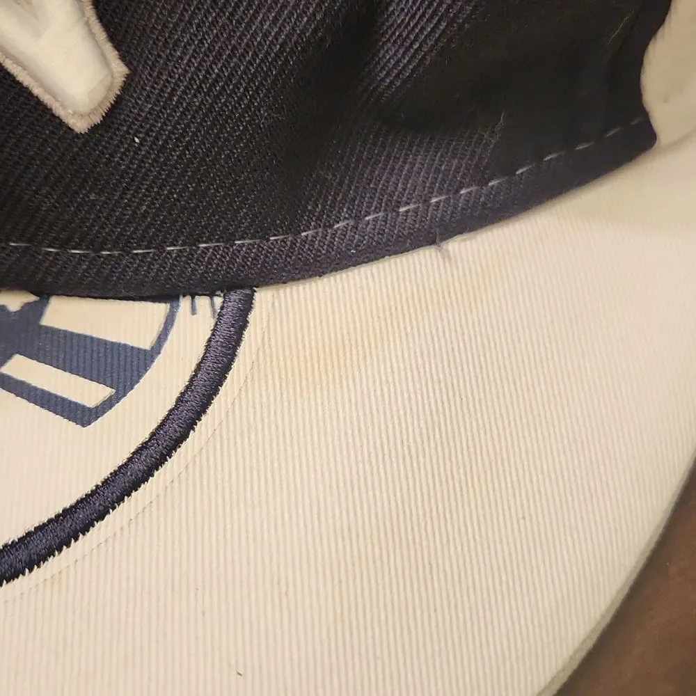 MLB New York Yankees White & Black 59Fifty Baseball Hat Cap